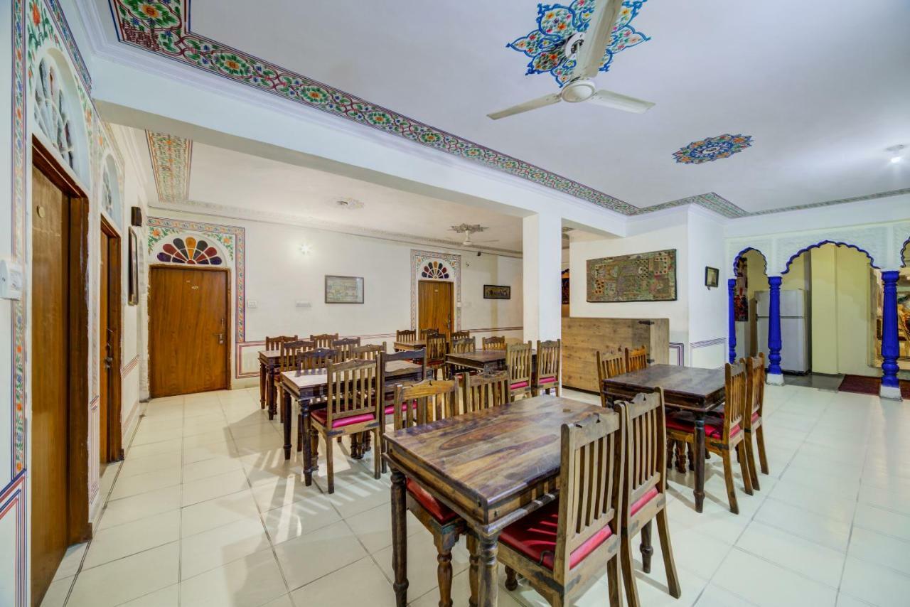 Oyo 40791 Hotel Hot N Fast Suratgarh 外观 照片