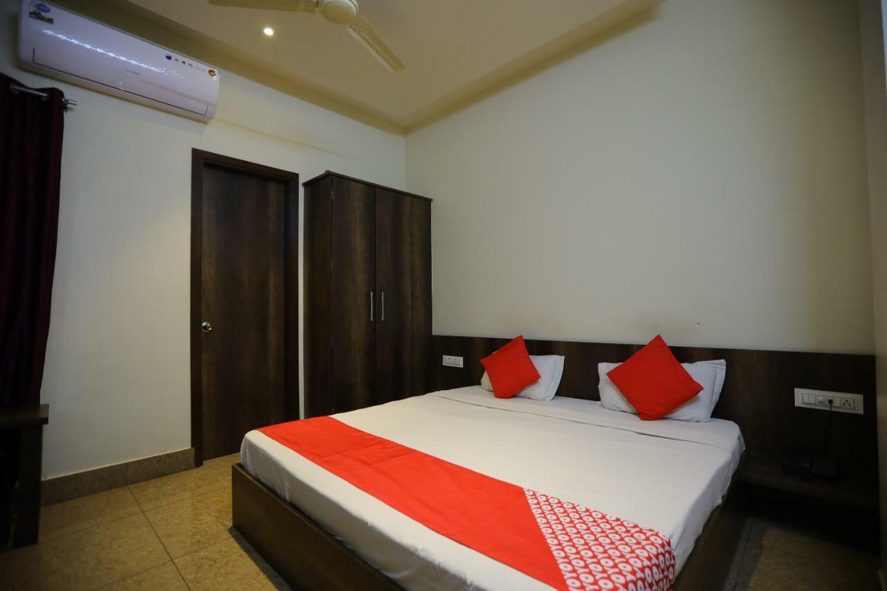 Oyo 40791 Hotel Hot N Fast Suratgarh 外观 照片