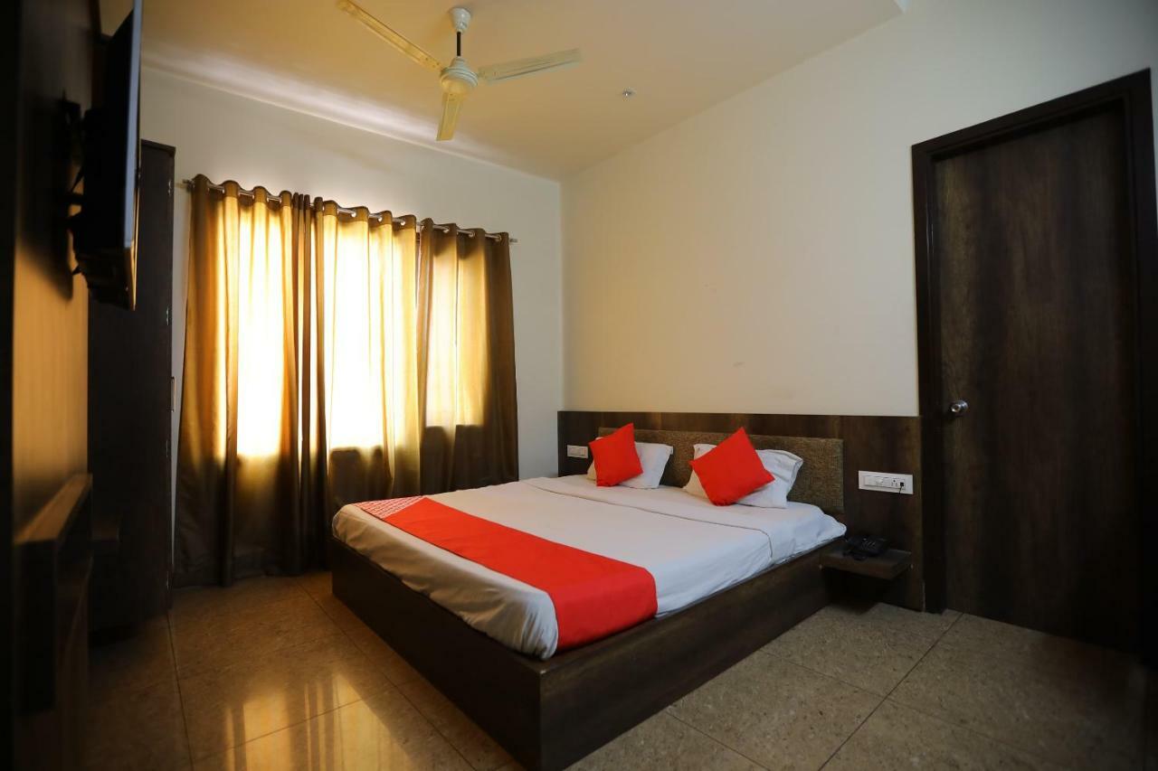 Oyo 40791 Hotel Hot N Fast Suratgarh 外观 照片