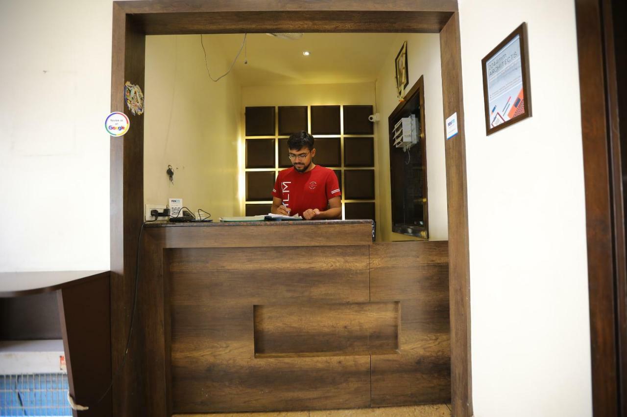 Oyo 40791 Hotel Hot N Fast Suratgarh 外观 照片